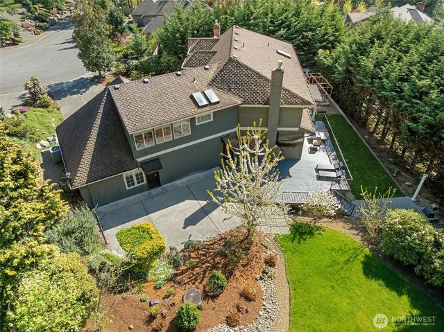 413 213th Place SE, Sammamish, WA 98074