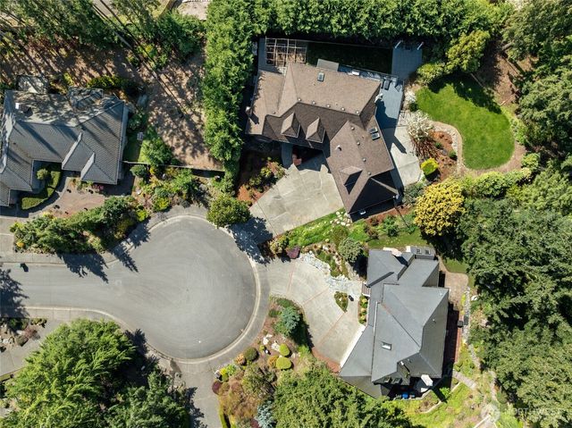 413 213th Place SE, Sammamish, WA 98074
