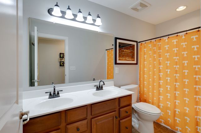 147 Stream Valley Blvd, Franklin, TN 37064