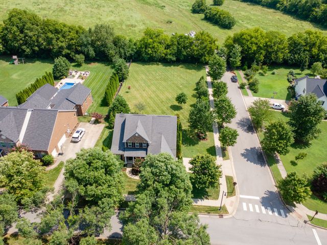 147 Stream Valley Blvd, Franklin, TN 37064