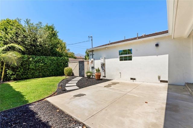 2873 Gainsborough, San Marino, CA 91108