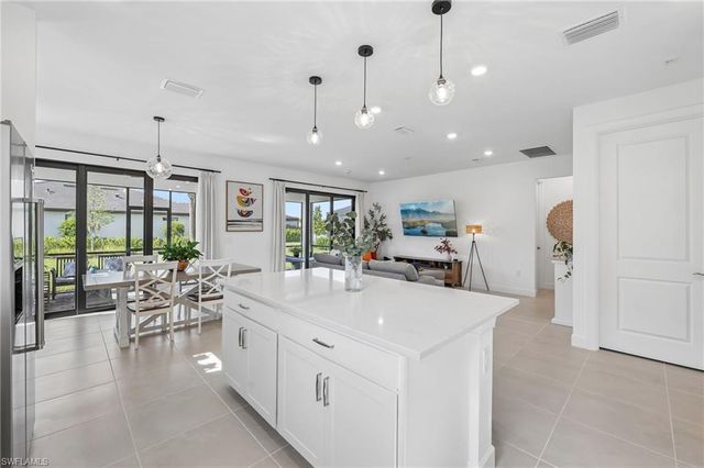 18421 Ridgeline DR, Estero, FL 33928