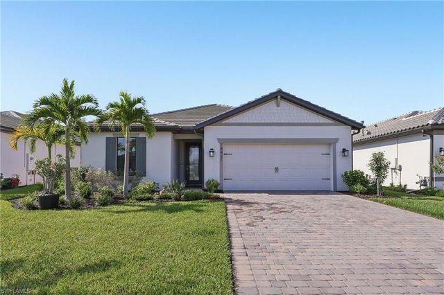 18421 Ridgeline DR, Estero, FL 33928