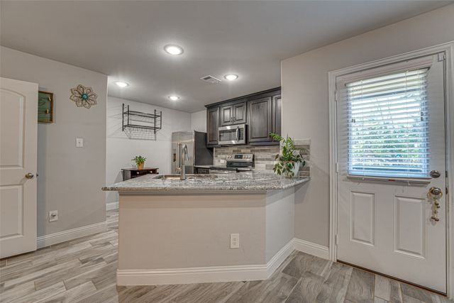 6810 Topaz Drive, Greenville, TX 75402