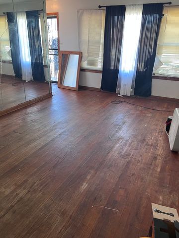 315 E 87th Street, Chicago, IL 60619