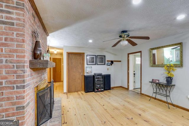 220 Gamble Drive, Carrollton, GA 30116