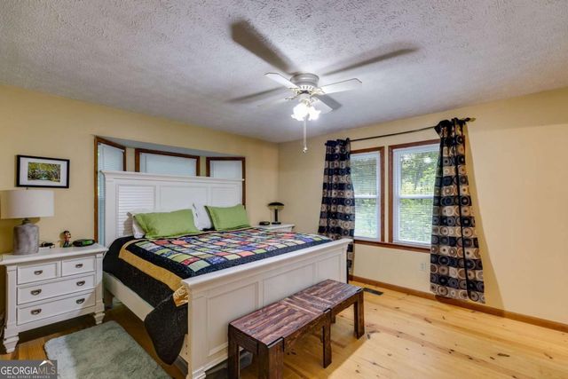 220 Gamble Drive, Carrollton, GA 30116