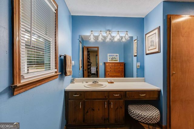 220 Gamble Drive, Carrollton, GA 30116