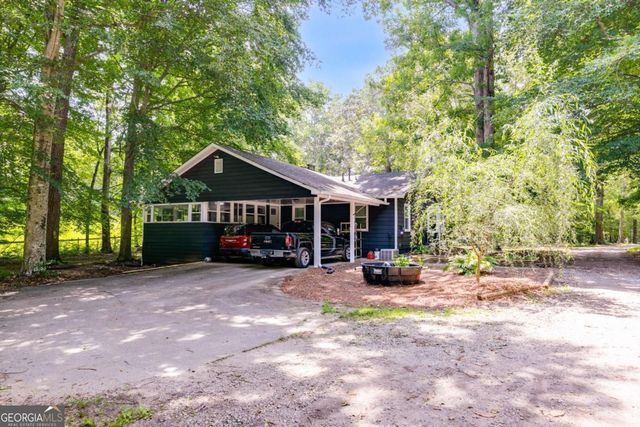 220 Gamble Drive, Carrollton, GA 30116