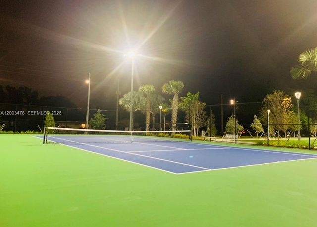 215 SE 3rd Ave 306C, Hallandale Beach, FL 33009