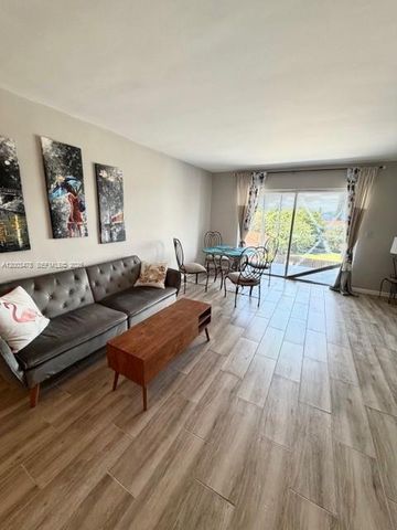 215 SE 3rd Ave 306C, Hallandale Beach, FL 33009