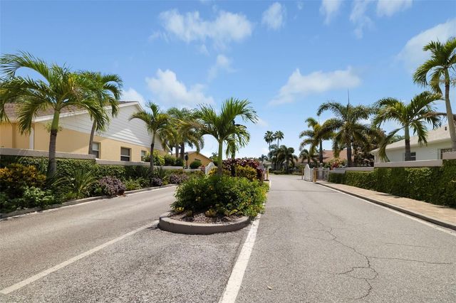 4346 BRECKENRIDGE WAY 5, Sarasota, FL 34235