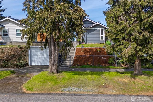 407 E Wright Ave, Tacoma, WA 98404