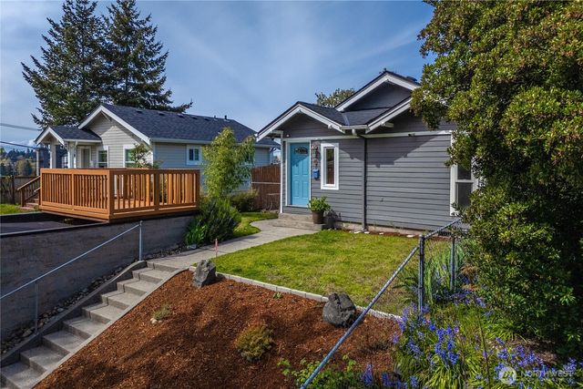 407 E Wright Ave, Tacoma, WA 98404