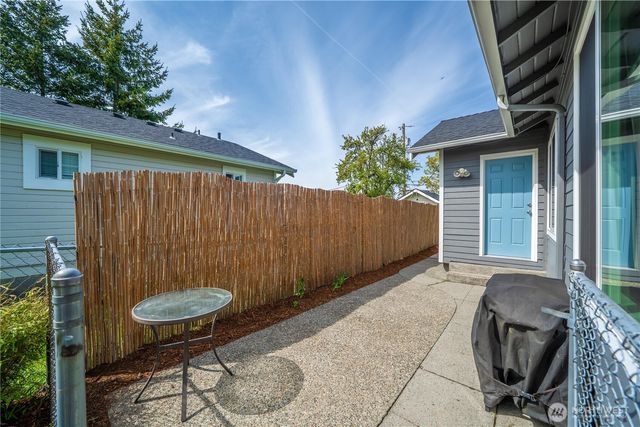 407 E Wright Ave, Tacoma, WA 98404