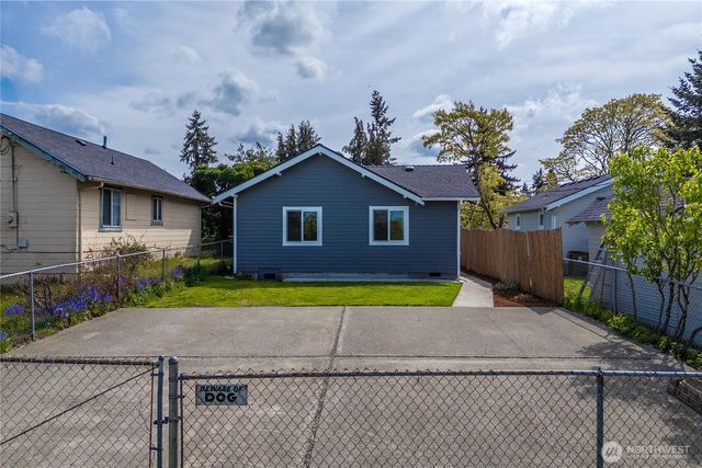 407 E Wright Ave, Tacoma, WA 98404