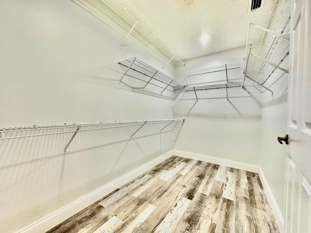 2572 NW 79th Avenue, Margate, FL 33063