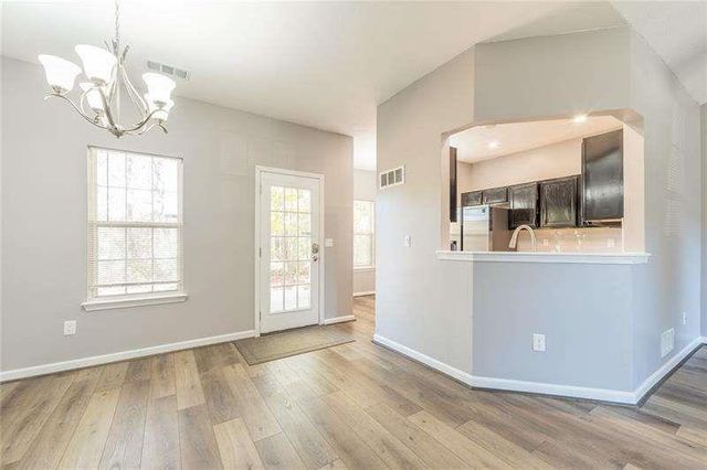 2716 Lake Park Ridge, Acworth, GA 30101