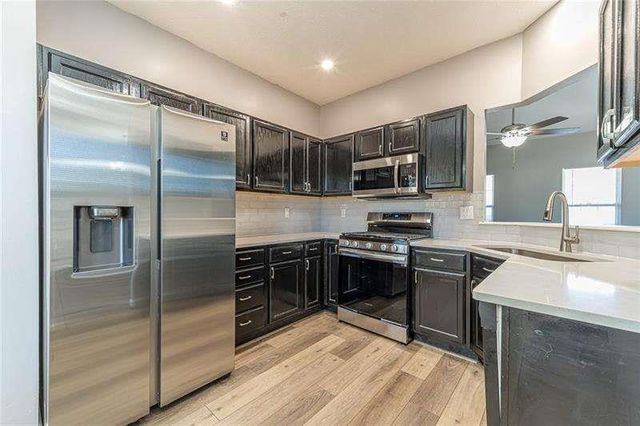 2716 Lake Park Ridge, Acworth, GA 30101