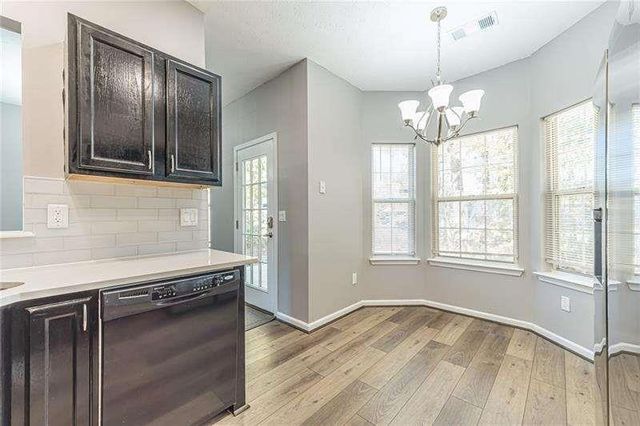2716 Lake Park Ridge, Acworth, GA 30101