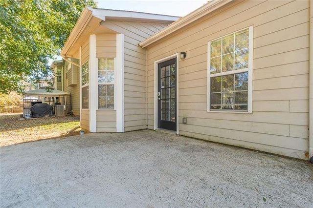 2716 Lake Park Ridge, Acworth, GA 30101