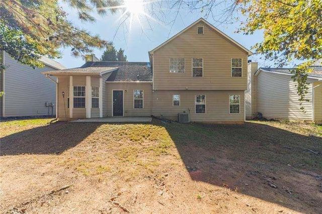 2716 Lake Park Ridge, Acworth, GA 30101