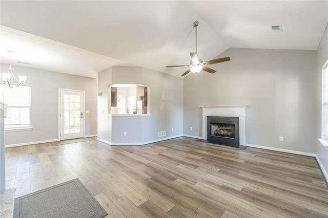 2716 Lake Park Ridge, Acworth, GA 30101