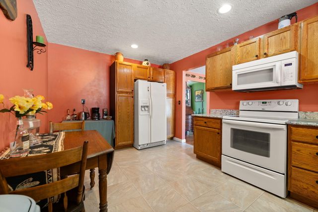 1260 Old Way Road, London, KY 40741