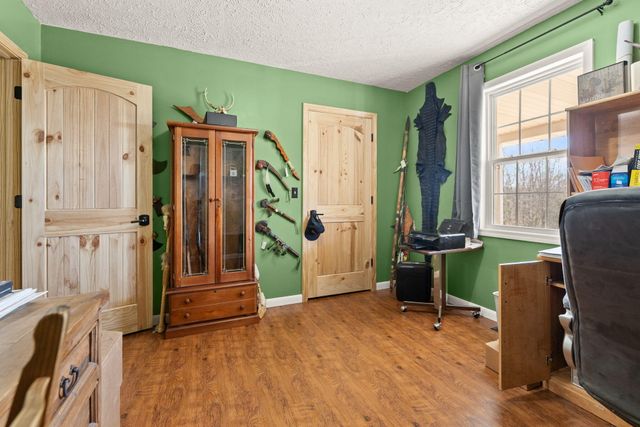 1260 Old Way Road, London, KY 40741