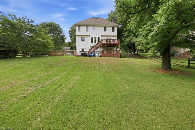 6972 Bridgewood Road, Clemmons, NC 27012