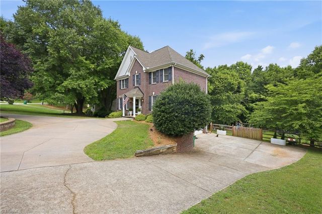 6972 Bridgewood Road, Clemmons, NC 27012