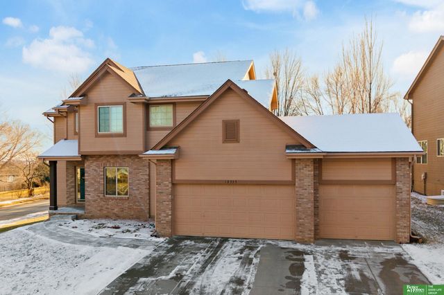 16355 Y Street, Omaha, NE 68135