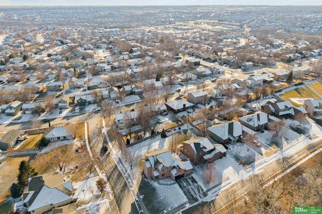 16355 Y Street, Omaha, NE 68135