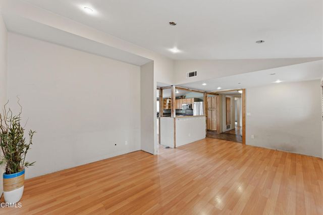 1455 Calle Morera, Thousand Oaks, CA 91360