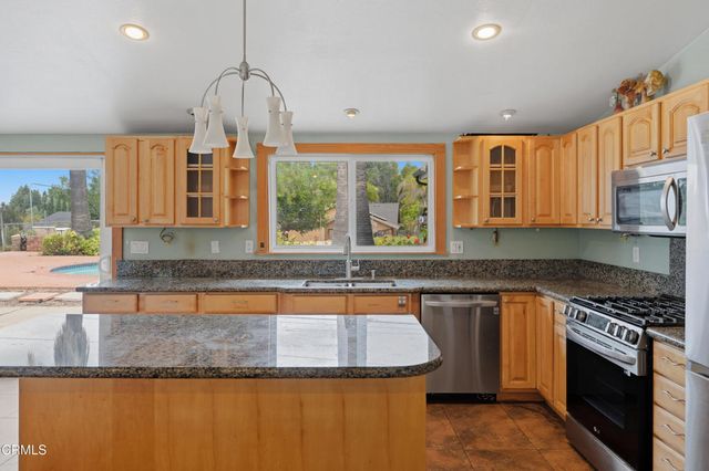 1455 Calle Morera, Thousand Oaks, CA 91360