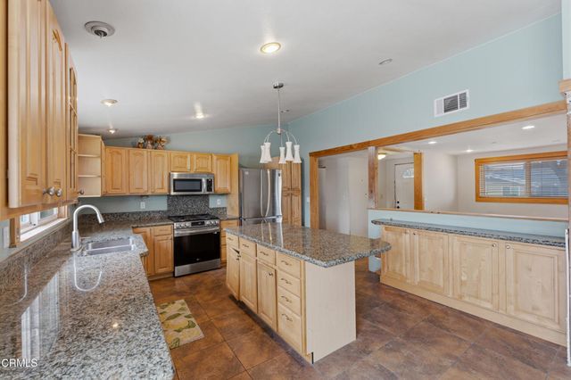 1455 Calle Morera, Thousand Oaks, CA 91360