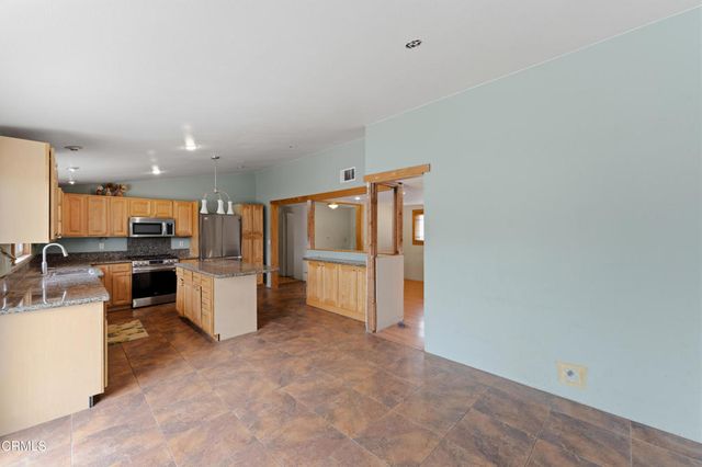 1455 Calle Morera, Thousand Oaks, CA 91360