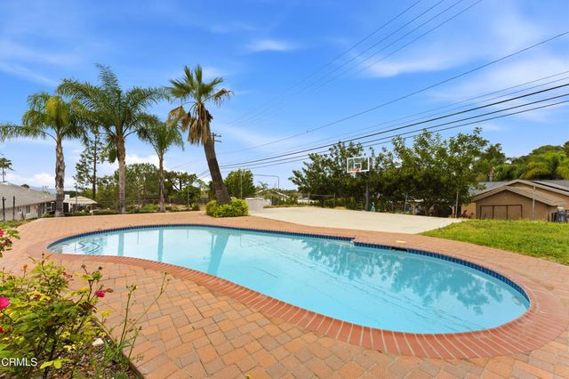 1455 Calle Morera, Thousand Oaks, CA 91360