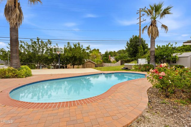 1455 Calle Morera, Thousand Oaks, CA 91360