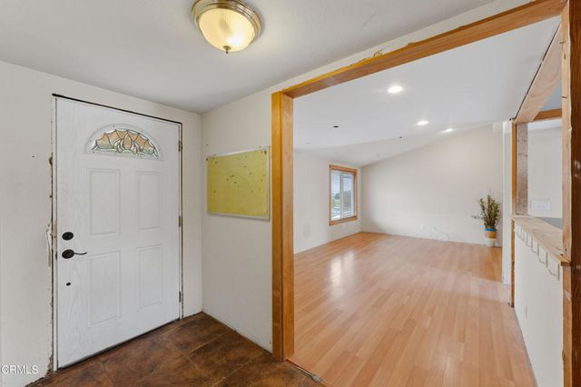 1455 Calle Morera, Thousand Oaks, CA 91360