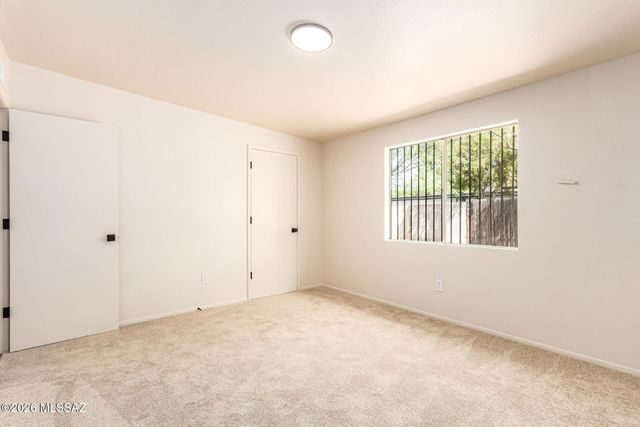 302 E Calle Arizona, Tucson, AZ 85705