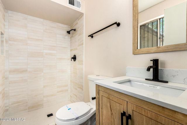 302 E Calle Arizona, Tucson, AZ 85705