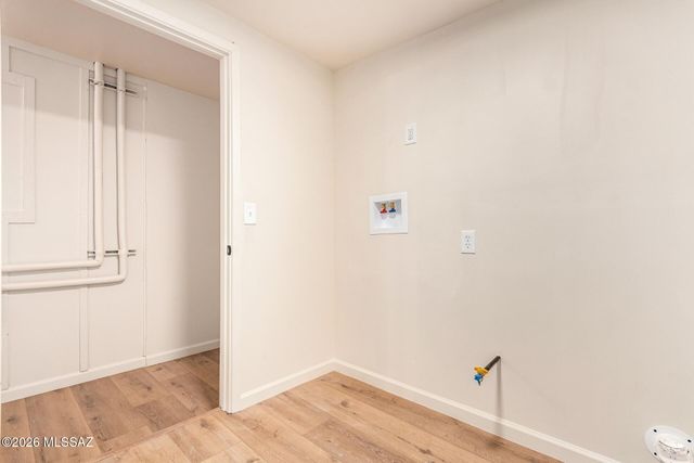 302 E Calle Arizona, Tucson, AZ 85705