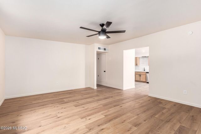 302 E Calle Arizona, Tucson, AZ 85705