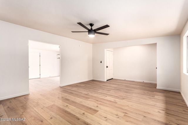 302 E Calle Arizona, Tucson, AZ 85705