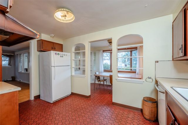 385 Pemberton Road, Irondequoit, NY 14622