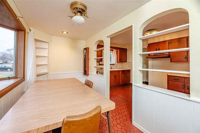 385 Pemberton Road, Irondequoit, NY 14622