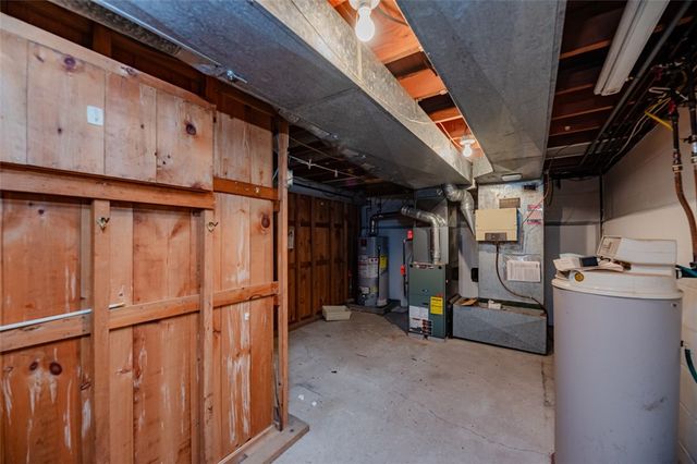 385 Pemberton Road, Irondequoit, NY 14622