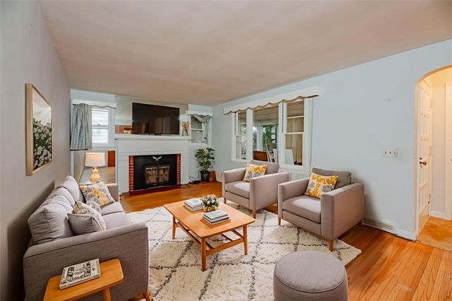 385 Pemberton Road, Irondequoit, NY 14622