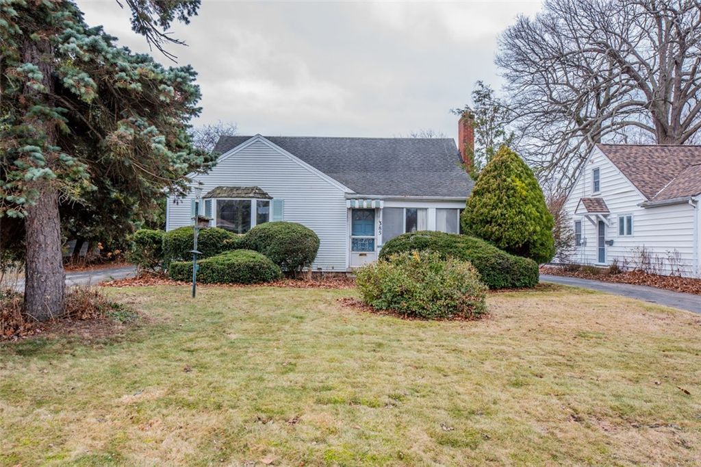 385 Pemberton Road, Irondequoit, NY 14622